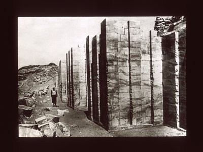 Recinto de piedra caliza de la pirámide escalonada, Saqqara, III Dinastía de American Photographer